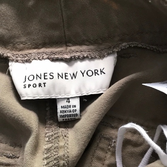 Jones New York sport green high rise shorts size 4 - Picture 4 of 9